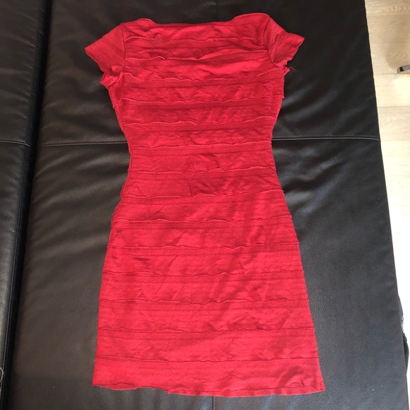 Red fitted Max Studio Dress, size small - Picture 2 of 2